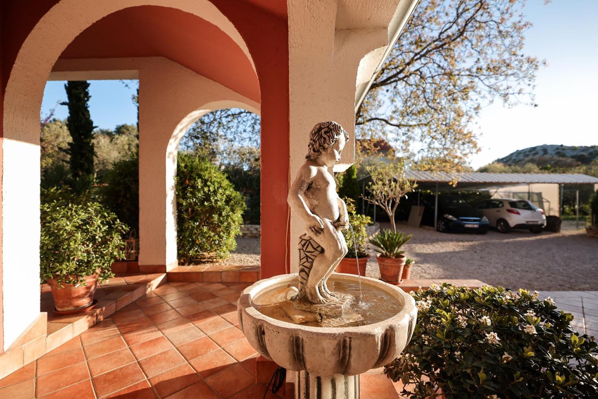 Villa Arta Drage Εξωτερικό φωτογραφία