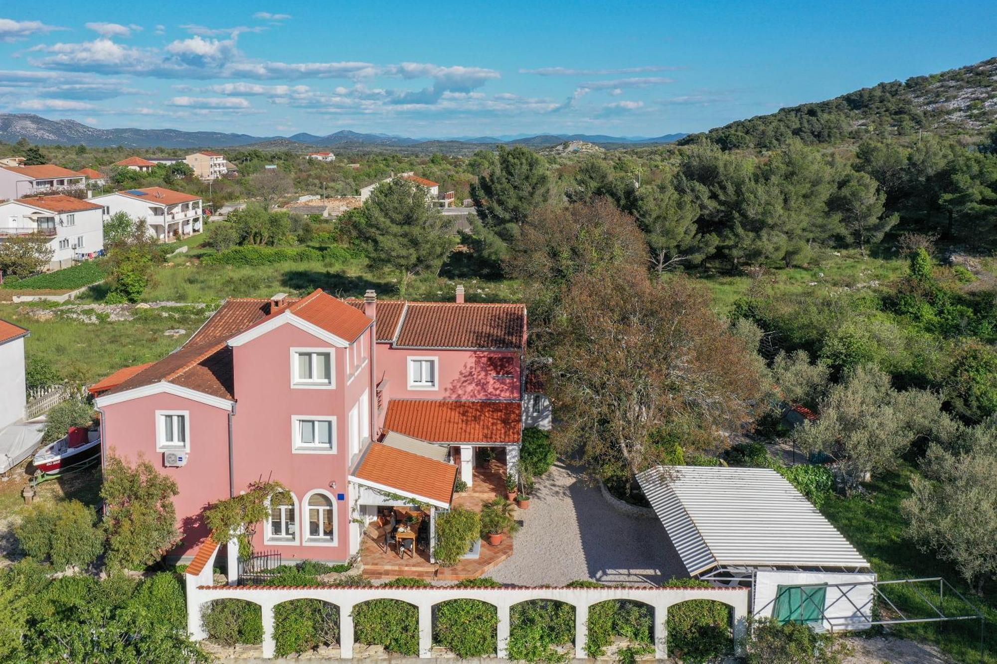 Villa Arta Drage Εξωτερικό φωτογραφία